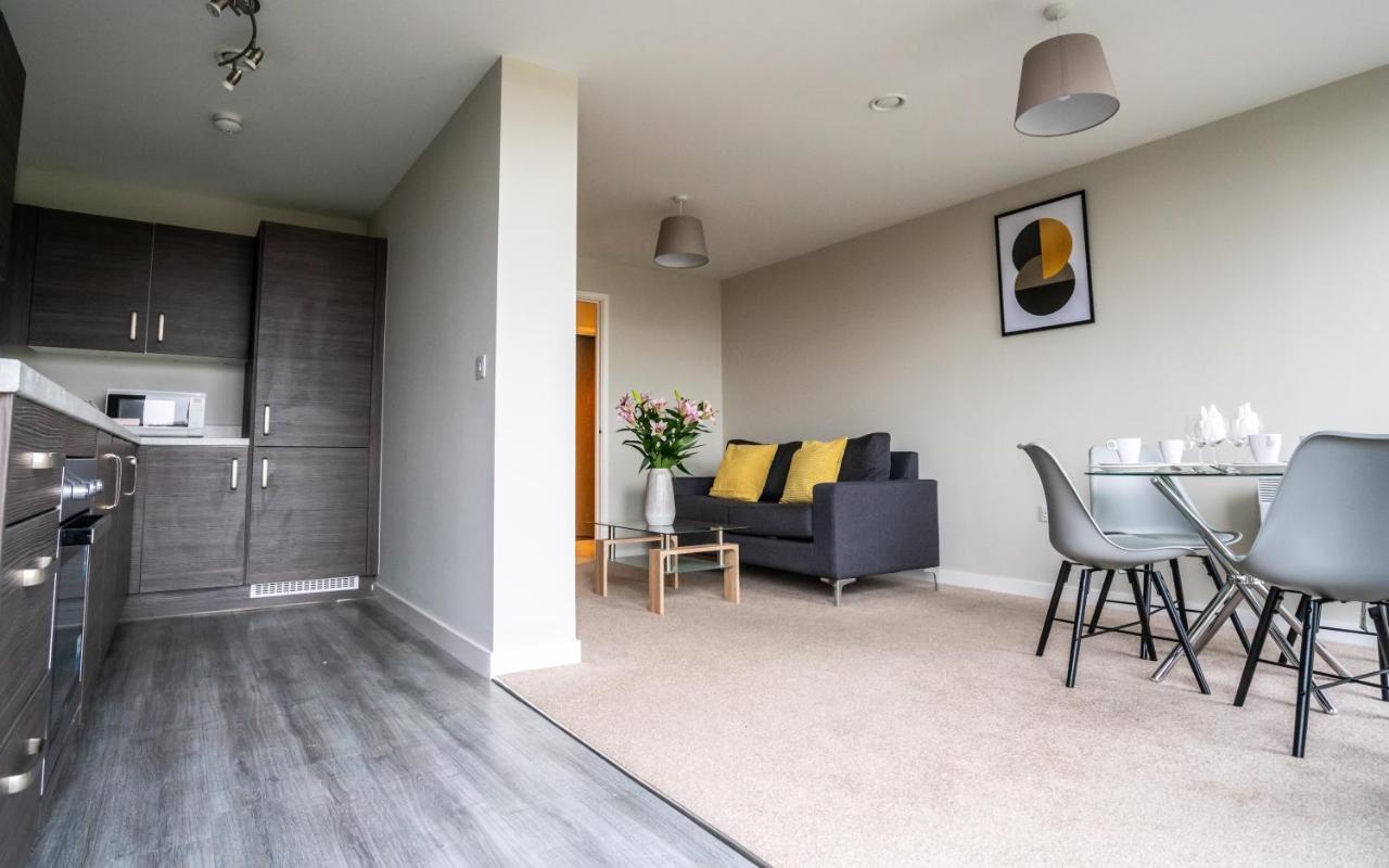Dream Apartments Manchester Salford  Exterior photo